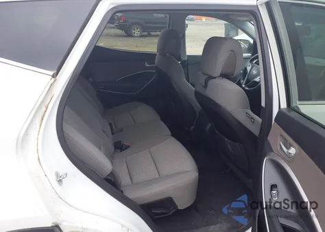 2015 Hyundai Santa Fe Sport 2.4L from USA, damaged, VIN 5XYZTDLBXFG241165